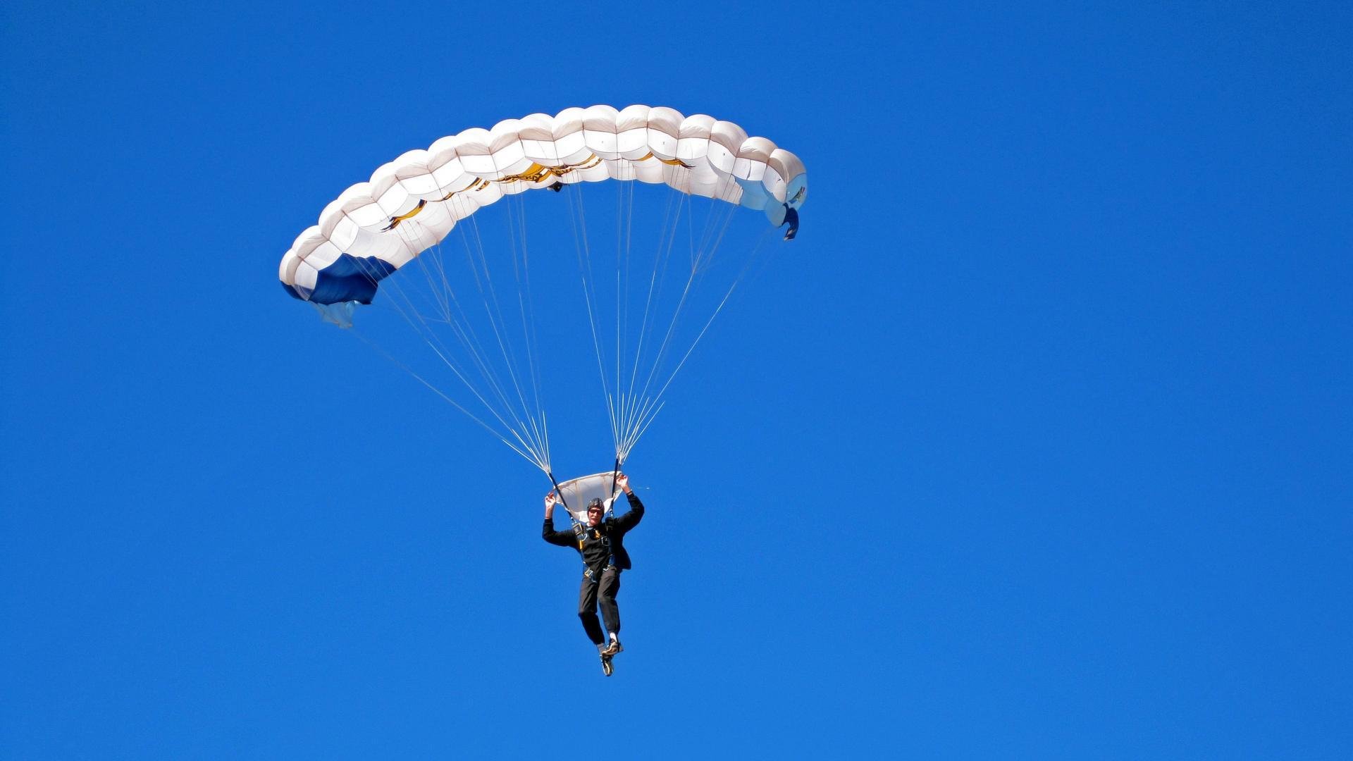 【VAR辅助判决】科技下的最强裁判组合，公平哪家强？，var裁判指的是